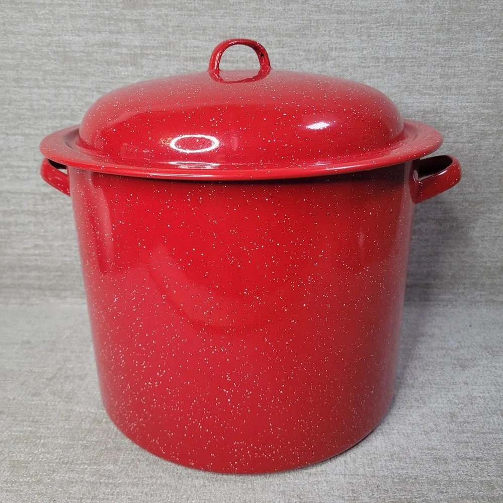 Crate & Barrel OLD STOCK Tinware Red & White Metal Pitcher & Stock Pot Set NEW